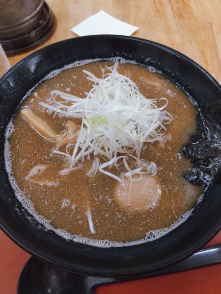 「煮干しだし中華そば(極細麺)トッピング：煮玉子」@中華そば くりの木 伊奈店の写真