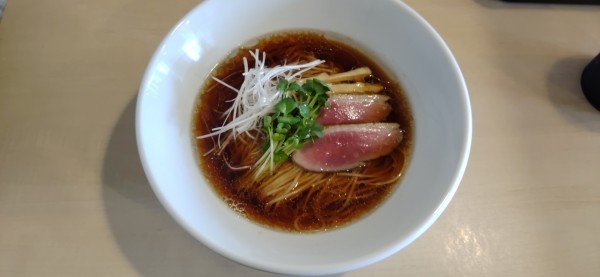 「淡麗鴨中華そば醤油　890円」@鴨麺処 和の写真