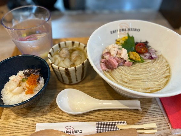 「雲丹香るあや姫の冷香麺+専用海鮮茶漬け+ワンタン」@えびそば 緋彩の写真