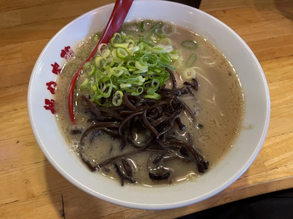 「豚そば　630円」@麺や 木蓮の写真