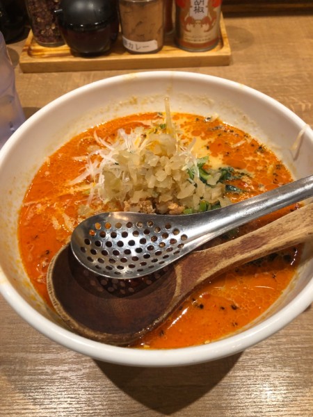 「クリーミー坦々麺」@名驛式担々麺 しゃち福の写真