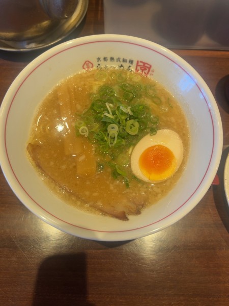 「京ラーメン」@京都熟成細麺 らぁ～めん京 姫路飾磨店の写真