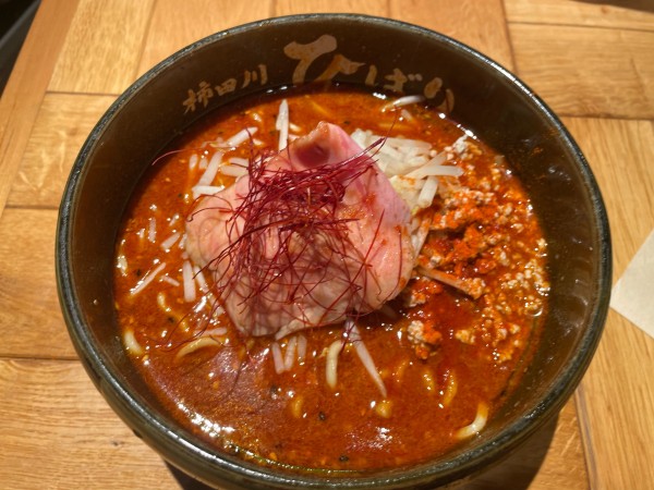 「辛味噌ラーメン　ファイアー1,000円」@味噌らーめん 柿田川ひばり 恵比寿本店の写真