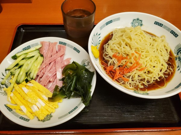 「黒酢しょうゆ冷し麺」@日高屋 石川町店の写真