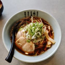 伝説のすた丼屋 瑞穂店の画像