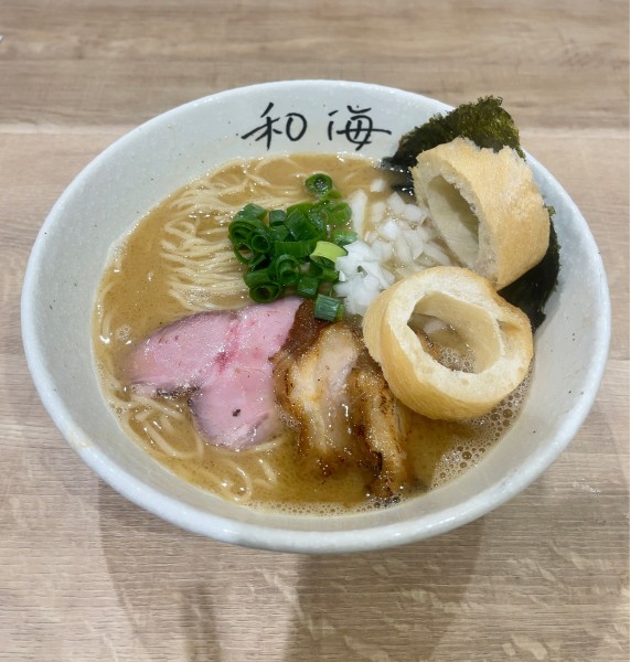 「濃厚魚介豚骨らーめん（1100円）」@らーめん専門 和海 ららぽーと門真店の写真