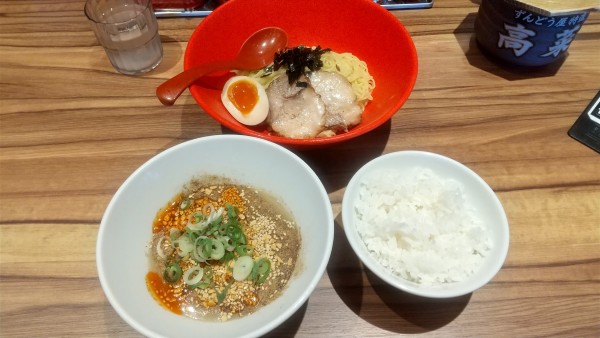 「冷し豚骨つけ麺（夏季限定）860円、ライス小100円」@ラー麺 ずんどう屋 鳥取湖山店の写真
