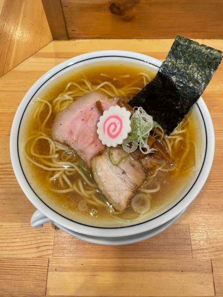 「ラーメン(890円)」@there is ramenの写真