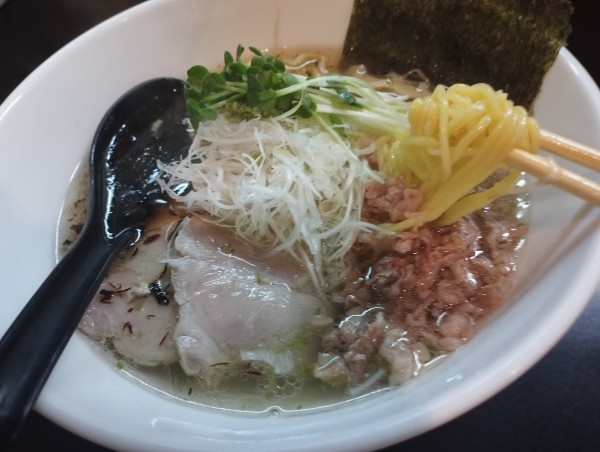 「青唐辛痛麺(900)」@麺や 勝治の写真