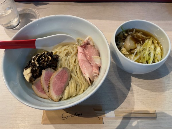 「黒舞茸と近江黒鶏の昆布水つけ麺＋鴨チャーシュー」@柳麺 呉田-goden-の写真