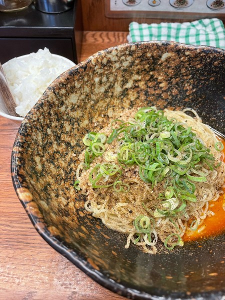 「汁なし坦々麺 並盛 4辛 小ライス」@汁なし担担麺専門 キング軒 中野店の写真