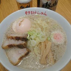 ビール(中瓶)＋山塩ら～めん＋エビ塩煮卵＋背脂
