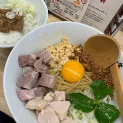 ピリ辛まぜそば＋油飯