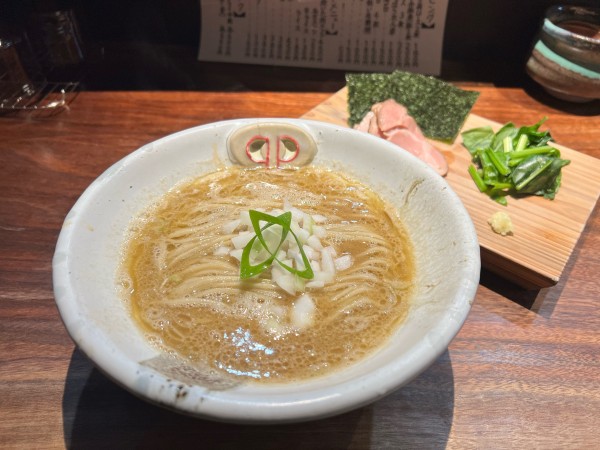 「豚骨強めのクレイジーハウス」@NATURAL TASTEの写真