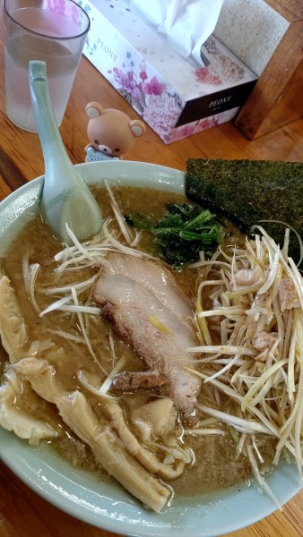 「中華そば(780円税込)+ネギあえ増し（200円税込）」@ラーメンショップ 足利50号店の写真