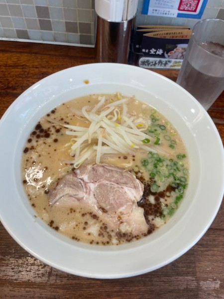 「豚骨ラーメン」@麺屋 空海 海浜幕張店の写真