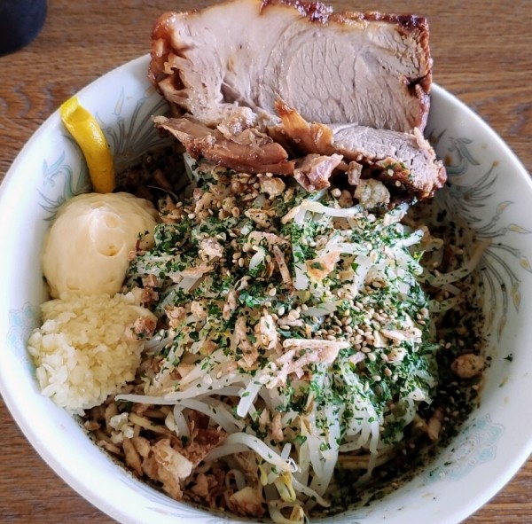 「【限定】冷やし中華 ９００円」@めんじろの写真