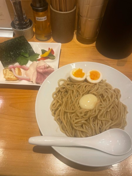 「白美卵まぜSOBA」@Ginza Noodles むぎとオリーブの写真