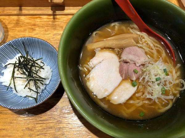 「焼きあご塩らー麺お茶漬けセット」@焼きあご塩らー麺 たかはし 新宿本店の写真