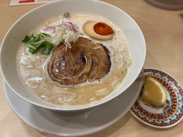 「鶏白湯そば：940円」@鶏白湯そば 燠の写真