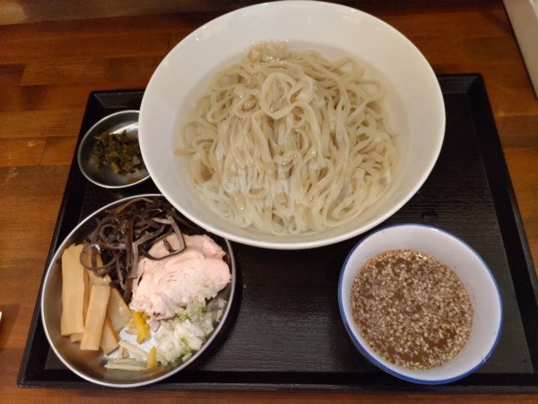 「和風冷やしつけ麺・大盛無料」@三文の徳の写真