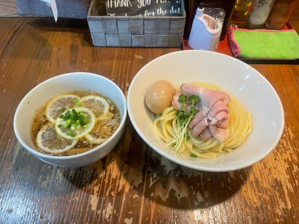 「塩レモンつけ麺」@麺屋たつみ 喜心 狭山店の写真