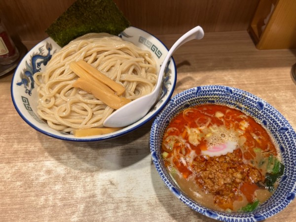 「担々つけ麺（大盛り）」@舎鈴 エキュート赤羽店の写真