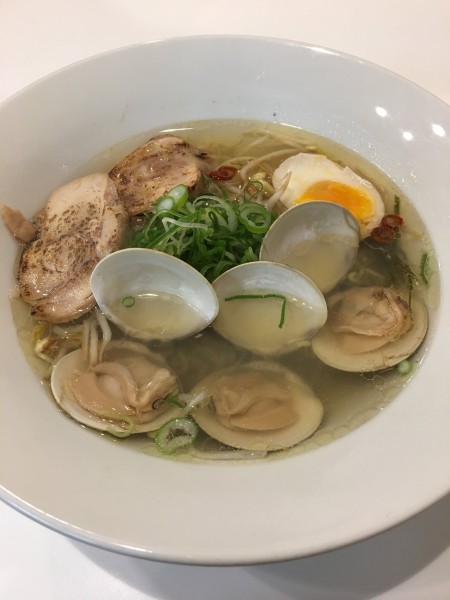 「魚介塩ラーメン　はまぐり」@KINGの写真