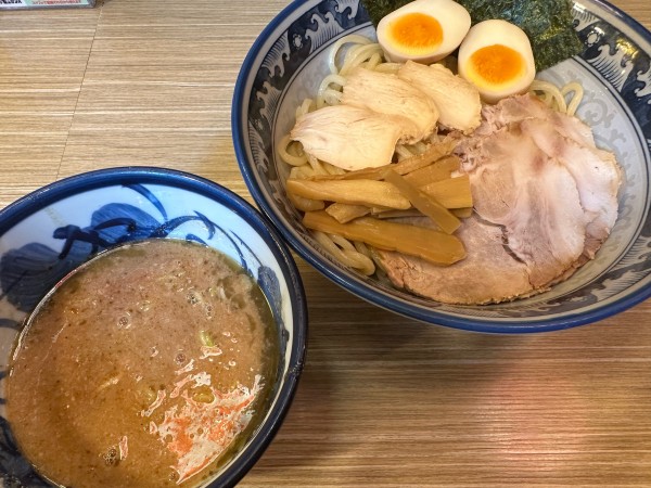 「特製鶏つけ麺」@秋葉原つけ麺 油そば 楽の写真