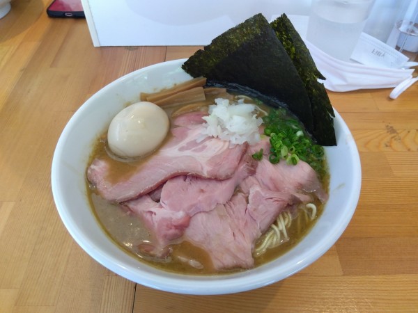 「特製濃厚らーめん大盛」@麺処しろの写真