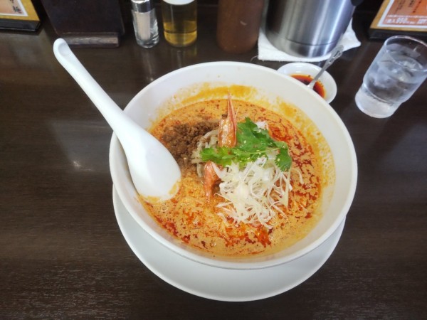 「担々麺　1030　小ライス　70　大辛辣油　80」@担々麺杉山の写真