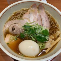 特製石臼ラーメン＋チャーシュー丼