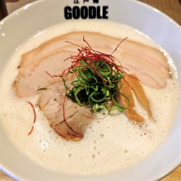 「鶏白湯ラーメン+ロースチャーシュー」@江戸麺 GOODLEの写真