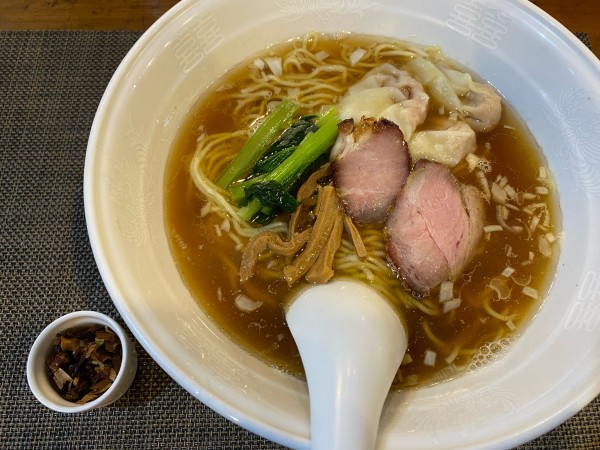 「ワンタン麺　3個　1000円」@らーめん穀雨の写真