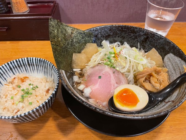 「冷やしひのでやラーメン＋帆立炊込御飯」@和風楽麺 四代目 ひのでや 大宮店の写真