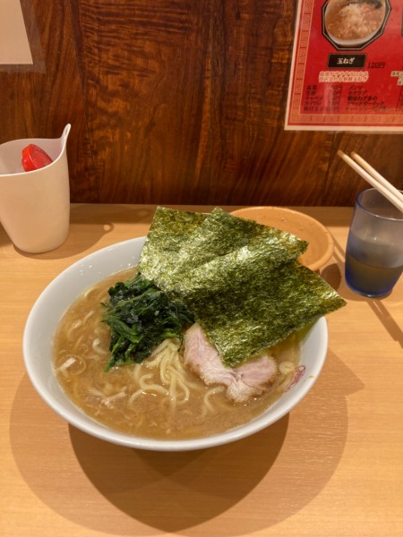 「ラーメン中盛り　千円」@家系ラーメン 貫徹家の写真