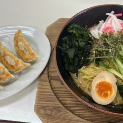 冷やし中華ゴマだれ、スタミナ餃子