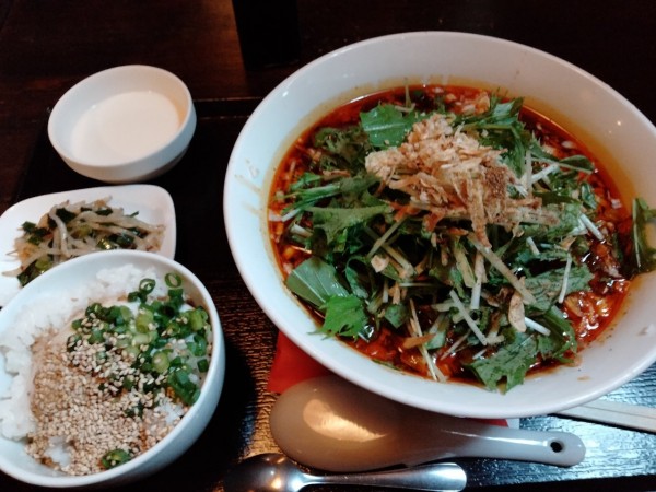 「麻辣麺セット」@中国料理酒家 中の写真