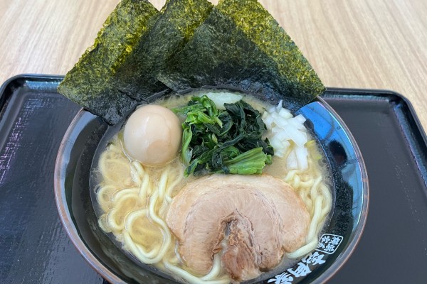 「味玉ラーメン」@横浜家系ラーメン 壱角家 ステラタウンイトーヨーカドー大宮宮原店の写真
