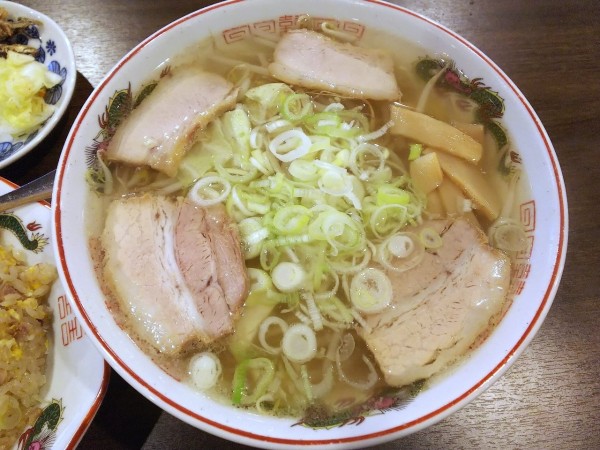 「しおラーメン＋チャーハン　680＋120円」@中華そば 純の写真