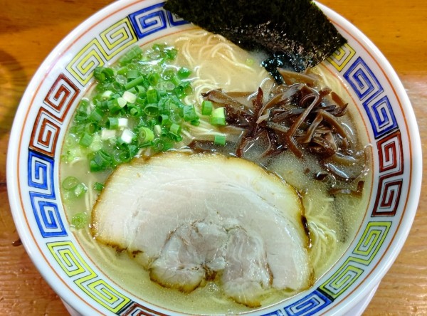 「幸福ラーメン」@九州とんこつラーメン 幸福軒の写真