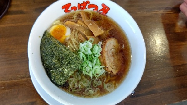 「醤油ラーメン」@てっぱつ屋 佐野店の写真