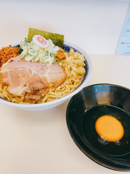 「冷やし油そば 塩」@自家製麺 二丁目ラーメンの写真