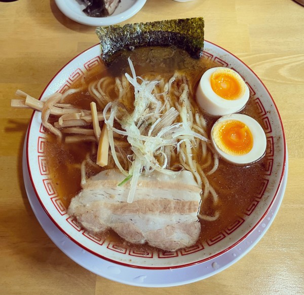 「煮干入り中華そば」@中華そば むらさき屋  仙台東店の写真
