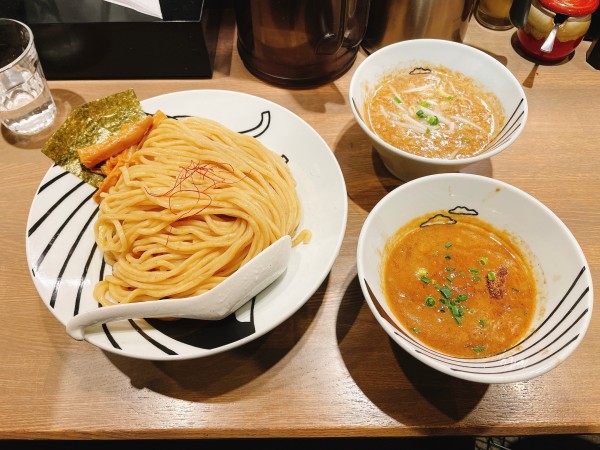「二色つけ麺」@つけ麺 一頂の写真