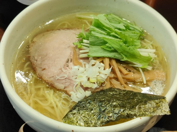 「塩ラーメン」@ラーメン 麺たつの写真