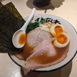 ひなわラーメン