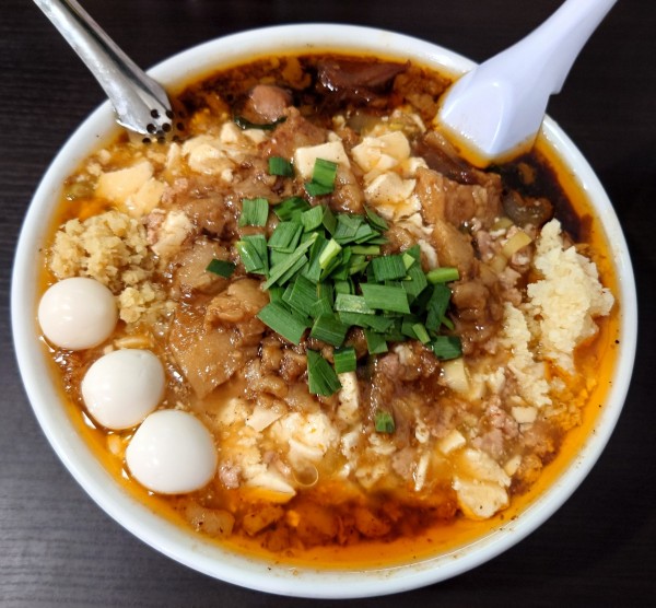 「笑店スタ満(半麺ウズラ、980円)」@元祖スタミナ満点らーめんすず鬼 狭山ヶ丘分店の写真