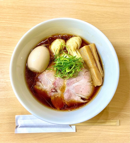 「特製醤油ラーメン」@NAGASHARIの写真