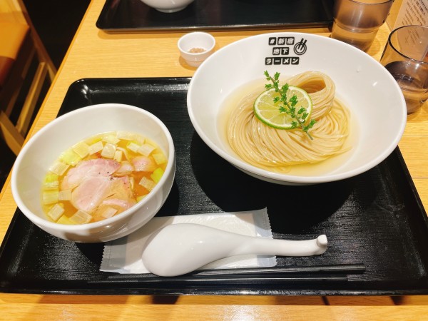 「昆布水のつけ麺 塩」@#新宿地下ラーメンの写真